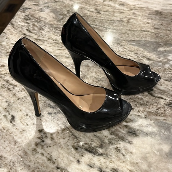 Aldo black patent leather open toe high heels, size 8 - Picture 5 of 7